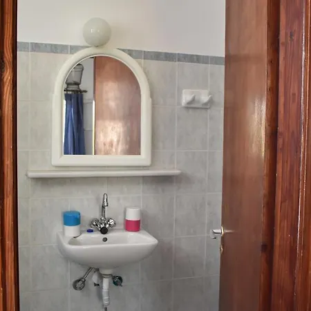 Alisahni 2* Vári