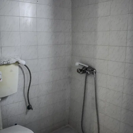 Alisahni Hotel económico